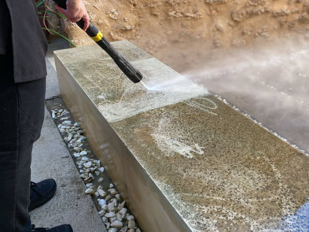 Best Deck Pressure Washing  in Timnath, CO