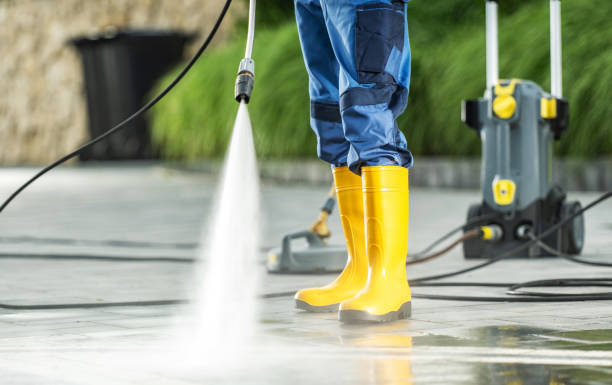 Best Roof Pressure Washing  in Timnath, CO